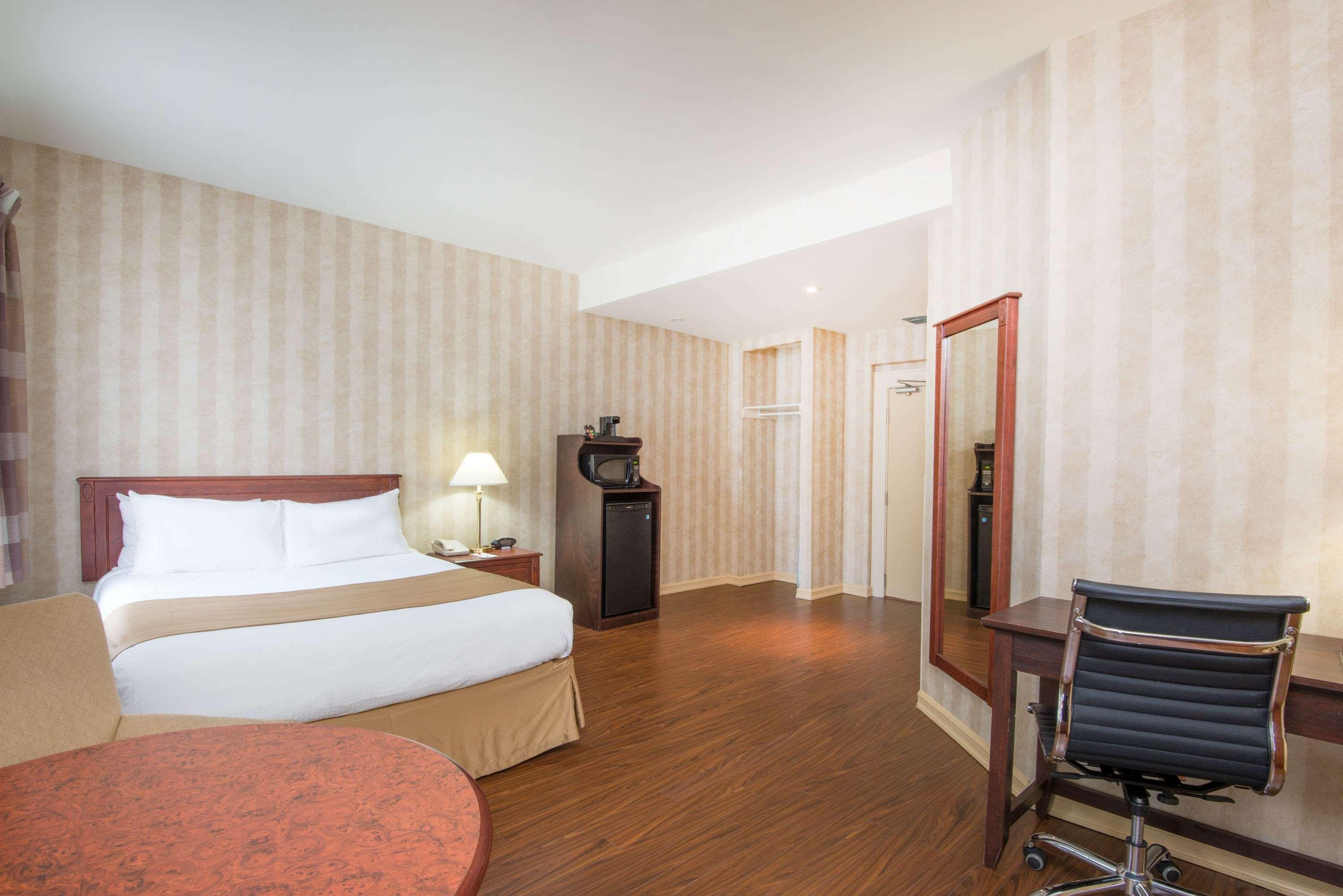 Comfort Suites Midland West Eksteriør billede