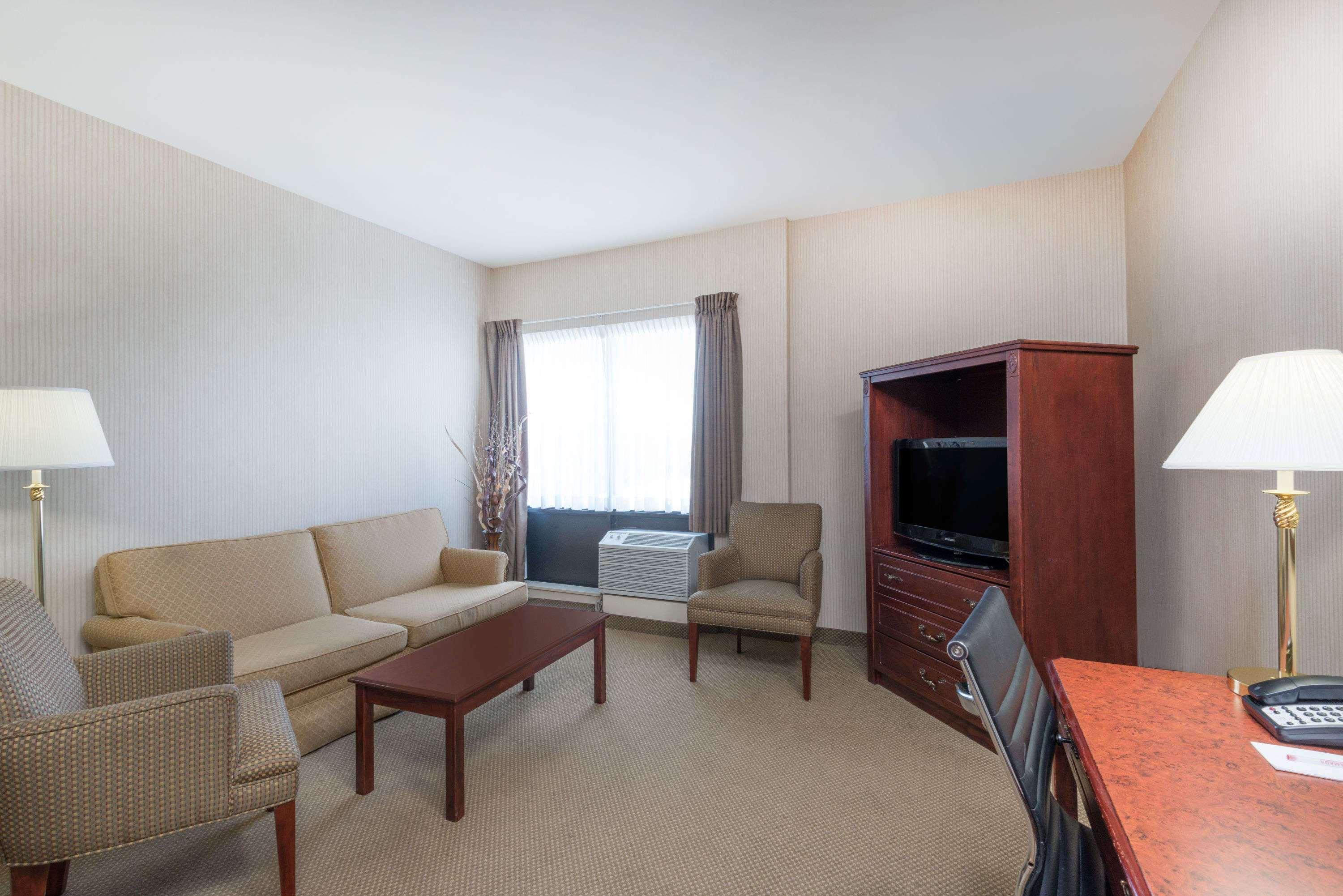 Comfort Suites Midland West Eksteriør billede